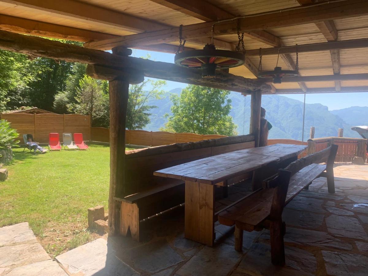 DOSSENA Splendido Chalet di Montagna immerso nella natura Madonna della Costa Esterno foto