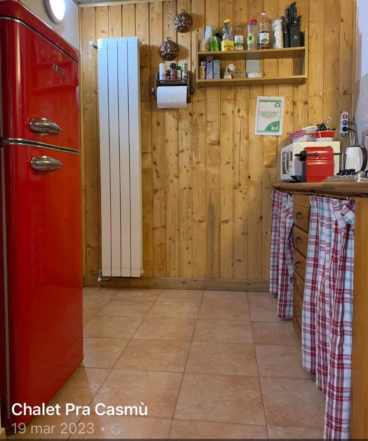 DOSSENA Splendido Chalet di Montagna immerso nella natura Madonna della Costa Esterno foto
